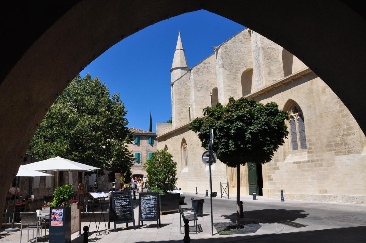 Carre De Lune Villeneuve-lès-Avignon Exteriör bild